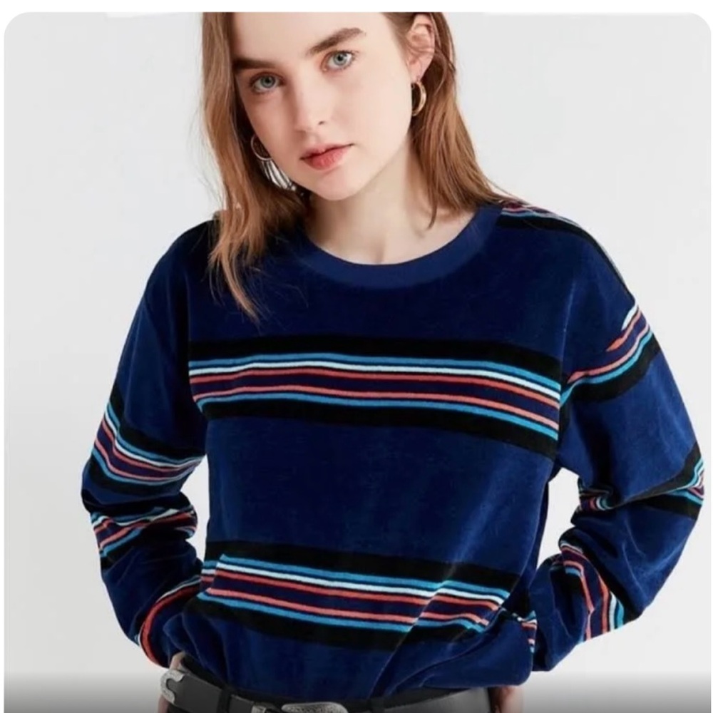 Urban Outfitters velour top - Small - Excellent Condition.